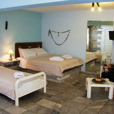 Villa Oitylo Stone Tower